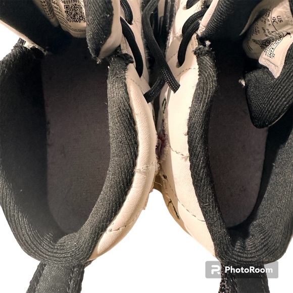 NIKE AIR JORDAN Toddler Unisex Floral Black White Sneakers RN6955-100 Size 9C - Picture 6 of 8